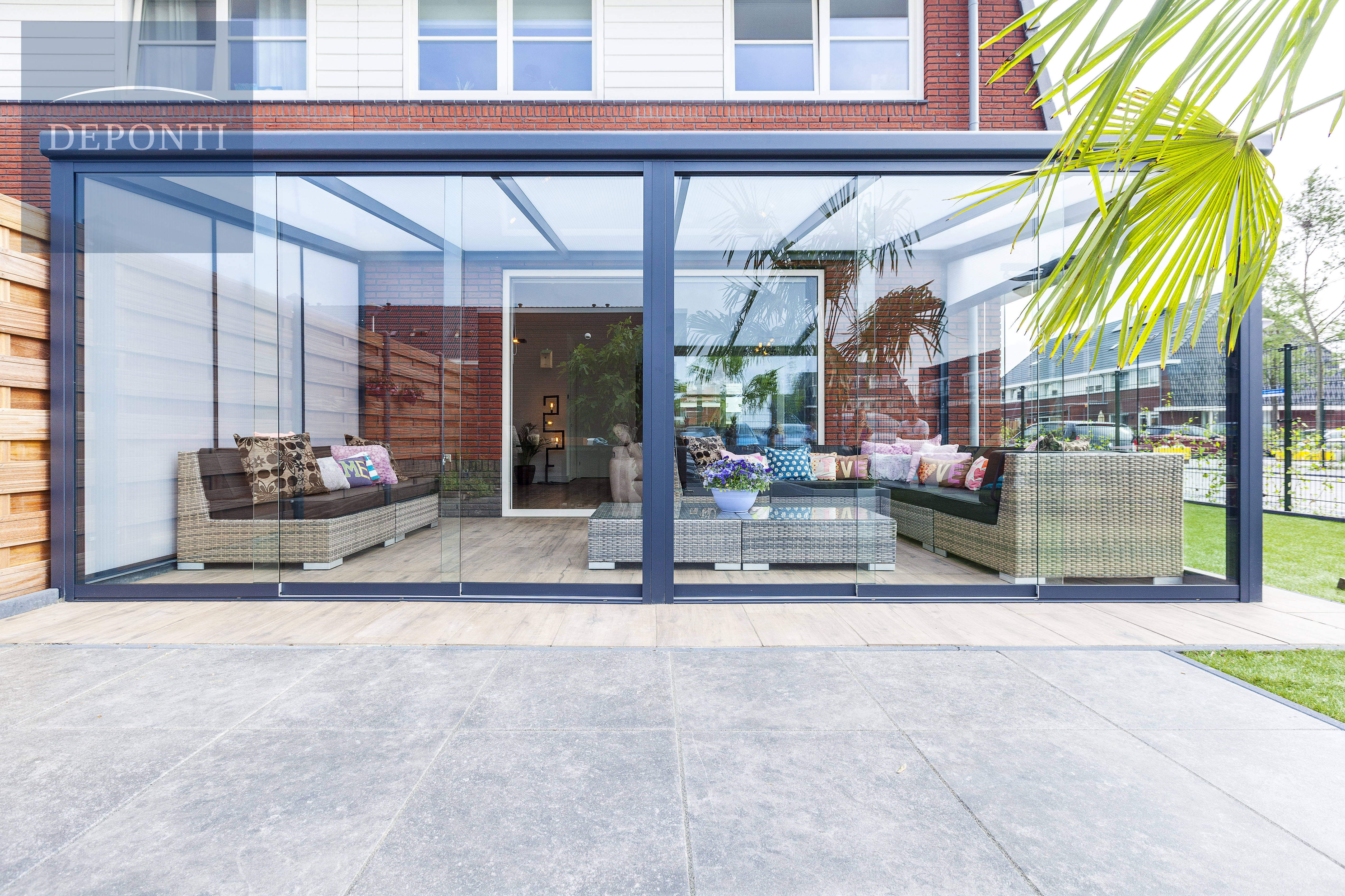 Grote collectie terrasoverkappingen bij Noord-West Interieurs