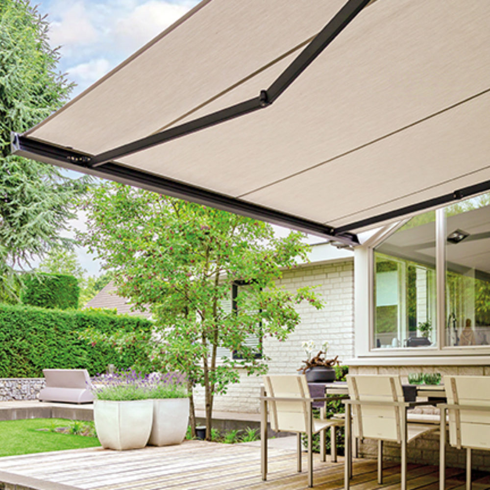 Een knikarmscherm voor jouw terras