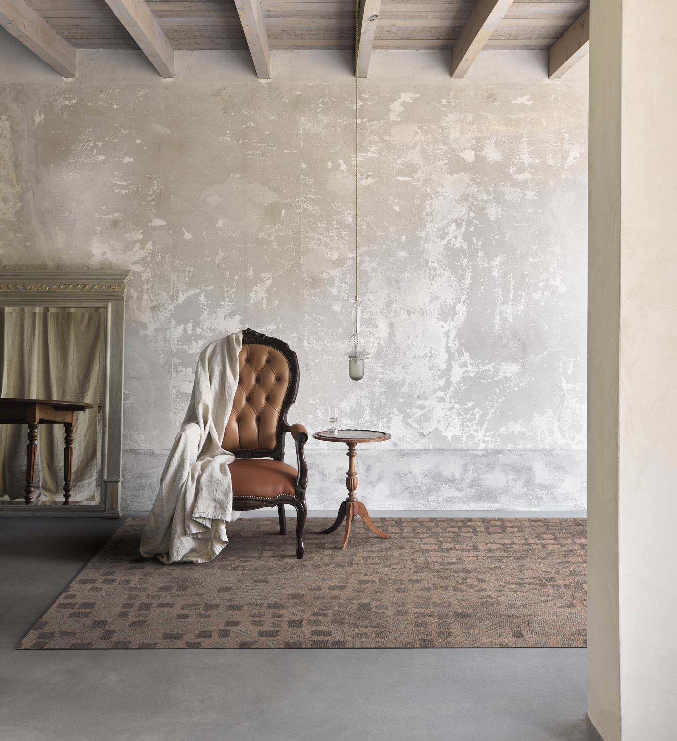 Met een vloerkleed geef je flair en zachtheid aan je interieur en verbindt je alle onderdelen in jouw huis met kleur en tactiliteit.